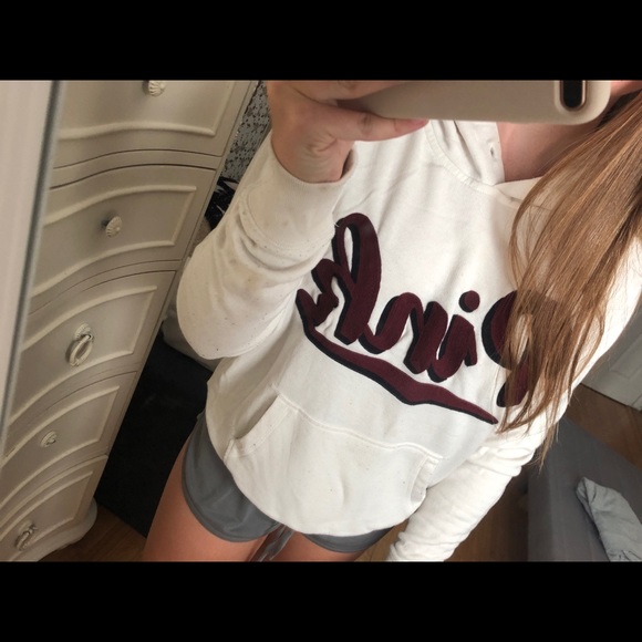 HP!!🎉🎉 Pink Hoodie - Picture 2 of 6